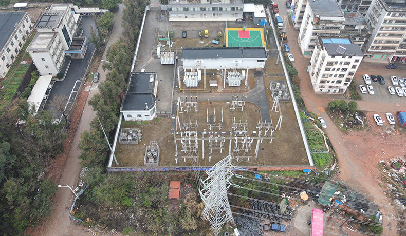 巡檢無人機：電力行業(yè)智能化升級的新引擎