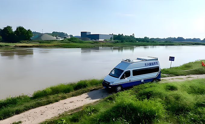 四川：借“眼”治水無人機巡檢讓違規(guī)行為無處遁形